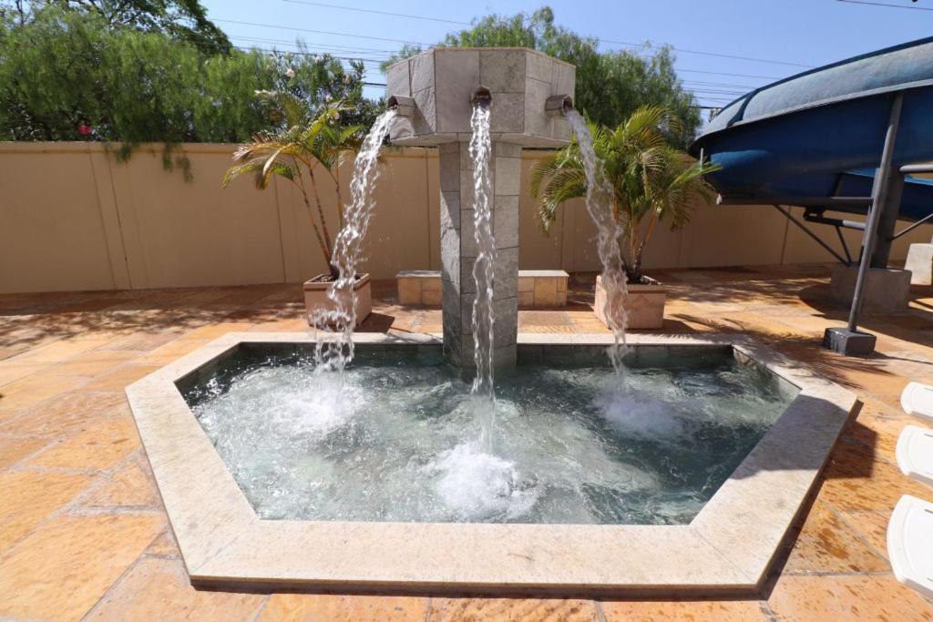 Villas Diroma, Ganhe Um Dia No Acqua Park, Splash E Slaide 카우다스노바스 외부 사진